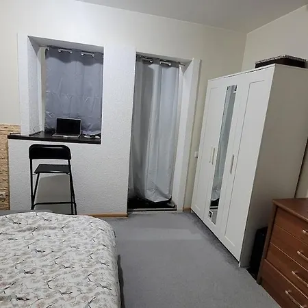 Cozy One-bedroom